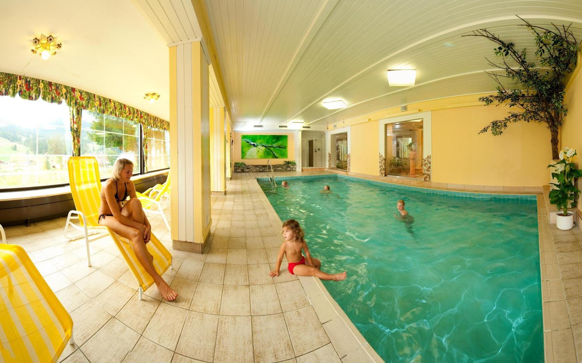 Wohlfuehlresort Und Feriengut Martinerhof 圣马丁安提奈各布里奇 外观 照片