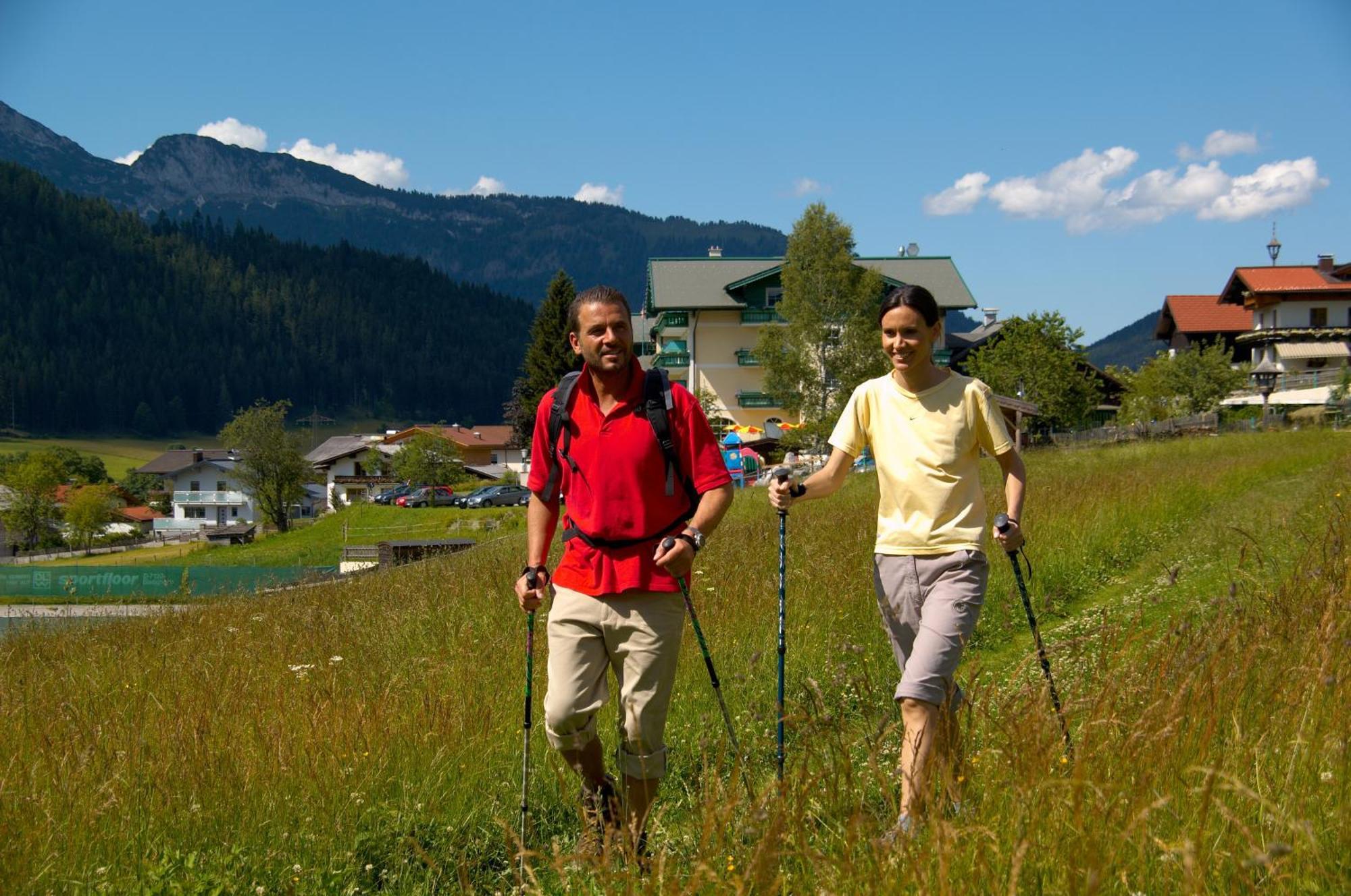Wohlfuehlresort Und Feriengut Martinerhof 圣马丁安提奈各布里奇 外观 照片