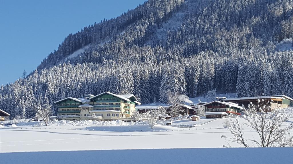 Wohlfuehlresort Und Feriengut Martinerhof 圣马丁安提奈各布里奇 外观 照片