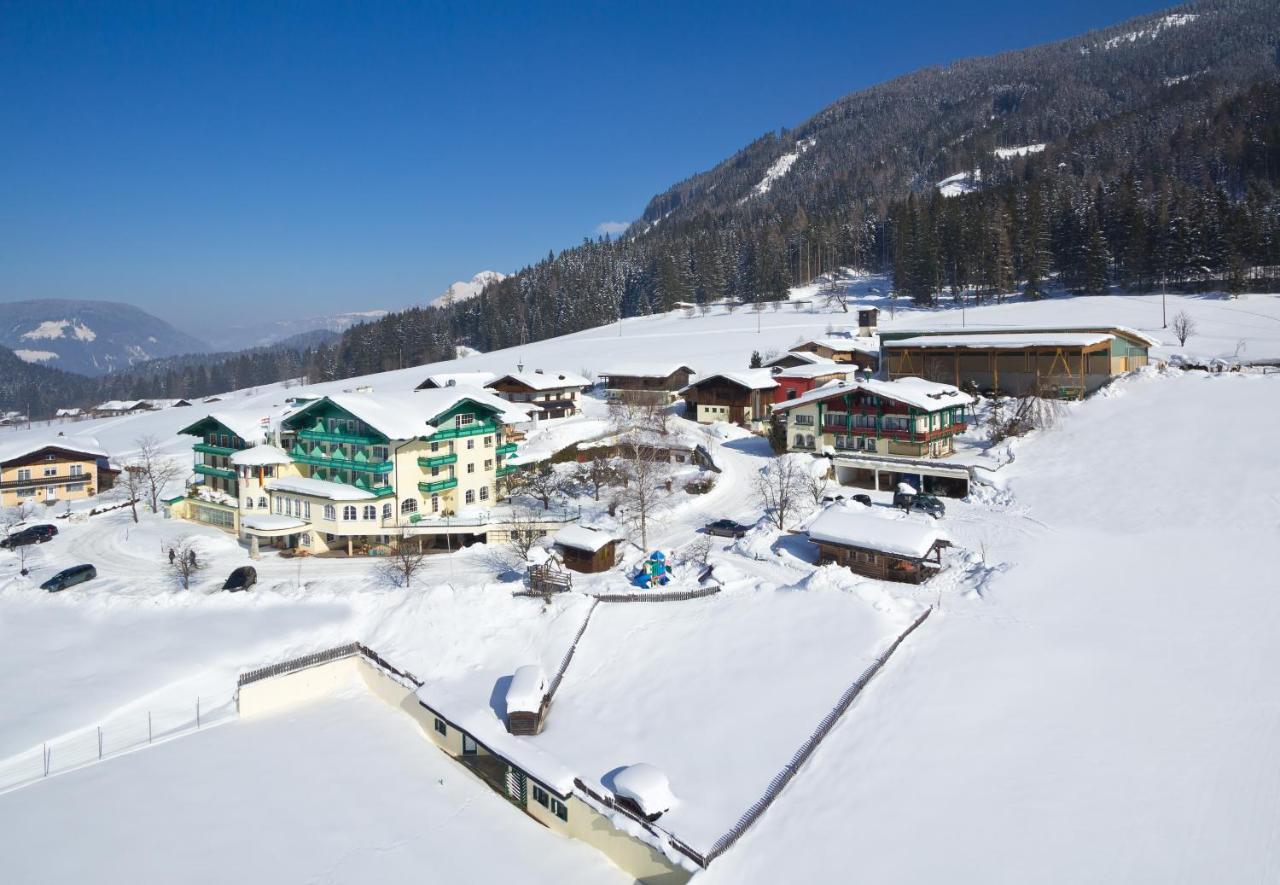 Wohlfuehlresort Und Feriengut Martinerhof 圣马丁安提奈各布里奇 外观 照片