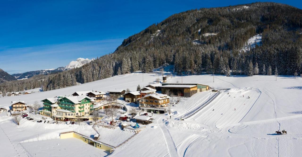 Wohlfuehlresort Und Feriengut Martinerhof 圣马丁安提奈各布里奇 外观 照片